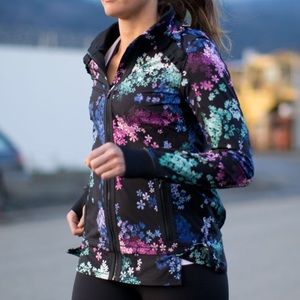 Lululemon Bandit Jacket (multi petal pop)